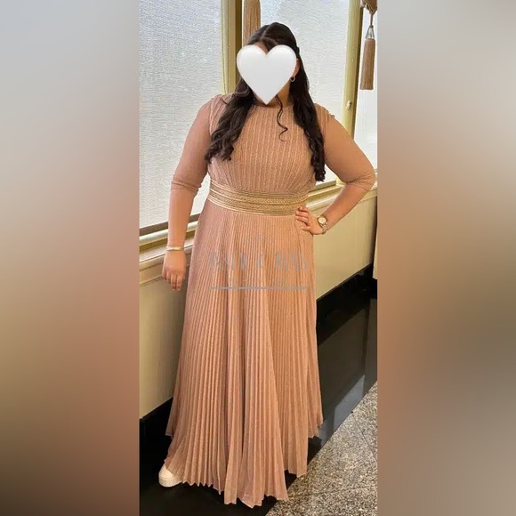 Size 18 mac duggal tznius gown dress - Picture 2 of 3